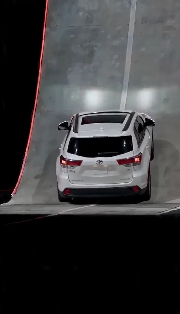 Flying Car AI: How to Make Your Car Fly From One Photo